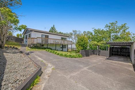 Photo of property in 1/7 Leiden Place, Totara Vale, Auckland, 0629