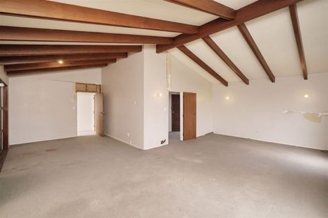 Photo of property in 27 Balmoral Lane, Redcliffs, Christchurch, 8081