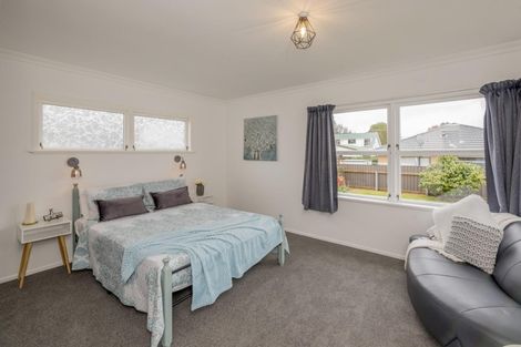 Photo of property in 33 Rugby Street, Levin, 5510