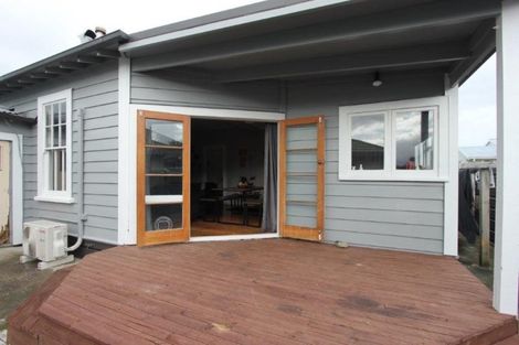 Photo of property in 6 Fairs Road, Milson, Palmerston North, 4414