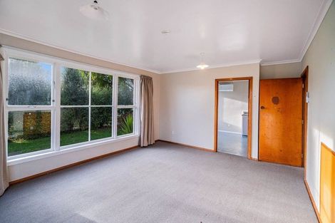 Photo of property in 17 Leicester Crescent, Hoon Hay, Christchurch, 8025