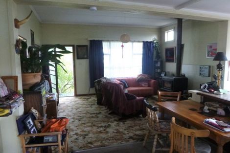 Photo of property in 59 Romilly Street, Westport, 7825