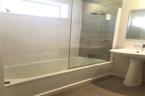 Photo of property in 20 Trig Road, West Harbour, Auckland, 0618