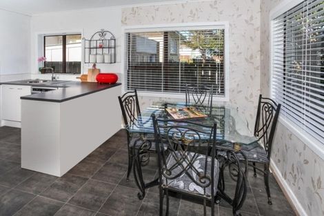 Photo of property in 11 Montgomery Avenue, Pukekohe, 2120