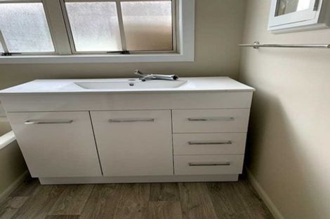 Photo of property in 26 West Coast Road, Te Kopuru, 0371