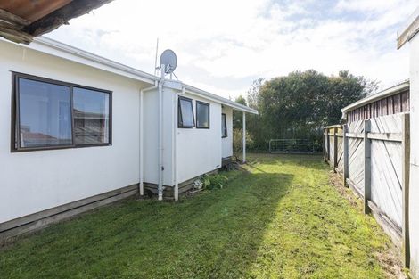 Photo of property in 25b Ross Crescent, Fairfield, Hamilton, 3214