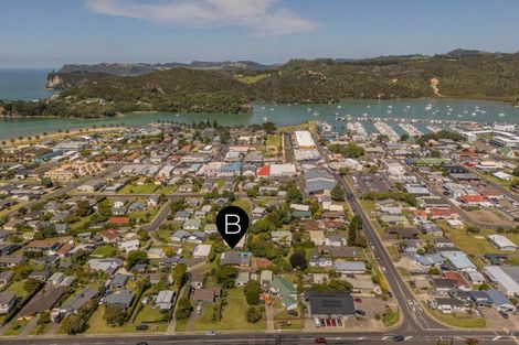 Photo of property in 81 Cook Drive, Whitianga, 3510