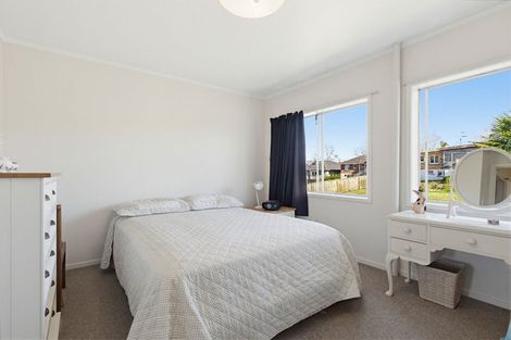 Photo of property in 3/16 Willerton Avenue, New Lynn, Auckland, 0600