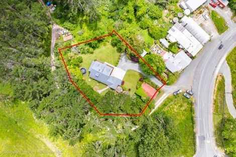 Photo of property in 3251 Paparoa-oakleigh Road, Paparoa, 0571