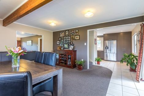 Photo of property in 4 Valley Road, Waiuku, 2123