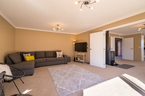 Photo of property in 10 Kura Place, Mosgiel, 9024
