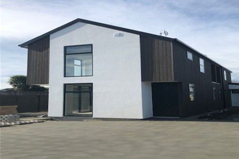 Photo of property in 3/96 Barbour Street, Waltham, Christchurch, 8011