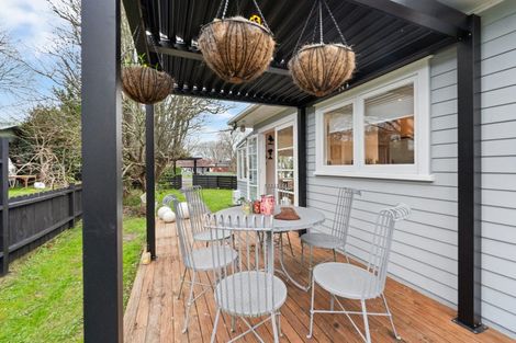 Photo of property in 35 Riverhead Road, Kumeu, 0810