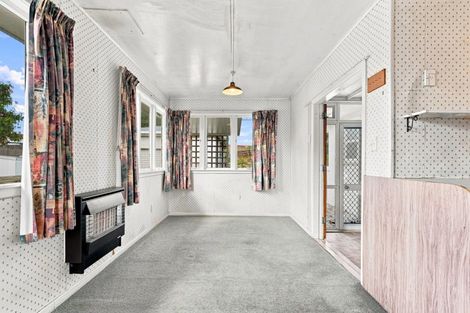 Photo of property in 42 Totara Street, Tawhero, Whanganui, 4501