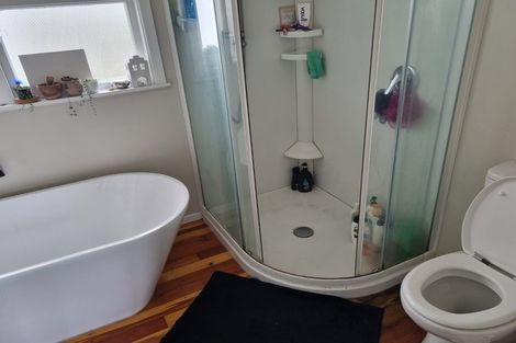 Photo of property in 113 Parkvale Road, Karori, Wellington, 6012