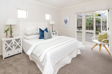 Photo of property in 26 Jane Eyre Drive, Somerville, Auckland, 2014