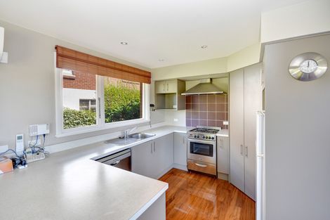 Photo of property in 112 Easther Crescent, Kew, Dunedin, 9012