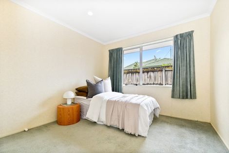 Photo of property in 37 Nottingham Drive, Hamilton East, Hamilton, 3216
