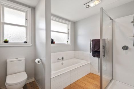 Photo of property in 1/6 Penhelig Place, Burnside, Christchurch, 8053