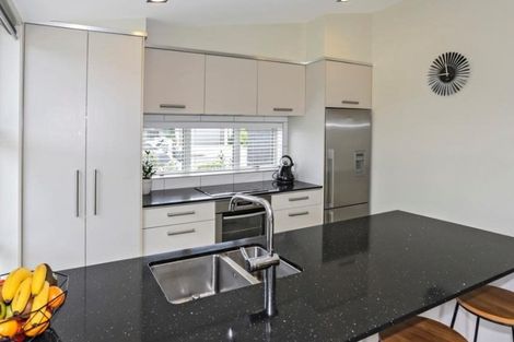 Photo of property in 5 Butterworth Crescent, Papamoa Beach, Papamoa, 3118