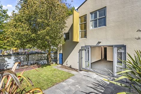 Photo of property in 1/25 Grove Road, Addington, Christchurch, 8024