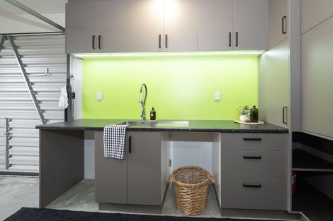 Photo of property in 42 Wills Street, Ashburton, 7700