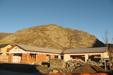 Photo of property in 18 Amber Close, Arthurs Point, Queenstown, 9371