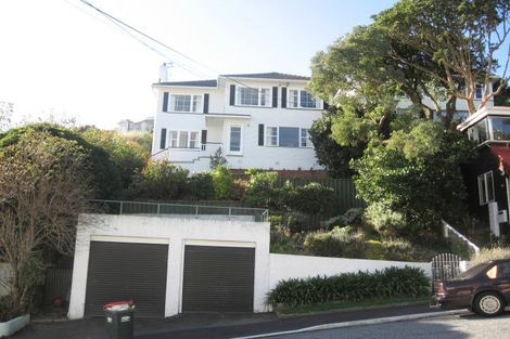 Photo of property in 25 Ashleigh Crescent, Miramar, Wellington, 6022