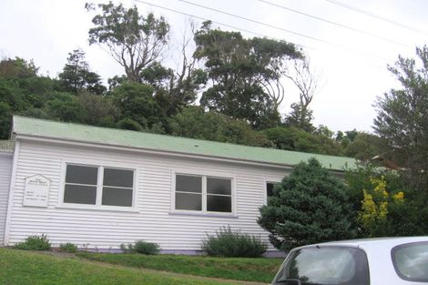 Photo of property in 4a Rewa Terrace, Tawa, Wellington, 5028