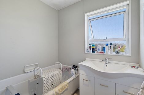 Photo of property in 164 Flaxmere Avenue, Flaxmere, Hastings, 4120
