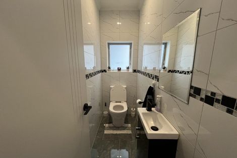 Photo of property in 90 Hillpark Drive, Pokeno, 2402