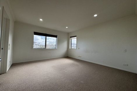 Photo of property in 9 Bellagio Way, Flat Bush, Auckland, 2019