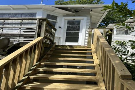 Photo of property in 92 Nairn Street, Mount Cook, Wellington, 6011