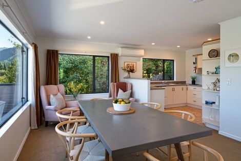 Photo of property in 71 Cotter Avenue, Arrowtown, 9302