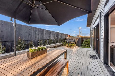 Photo of property in 36 Palliser Place, Milson, Palmerston North, 4414