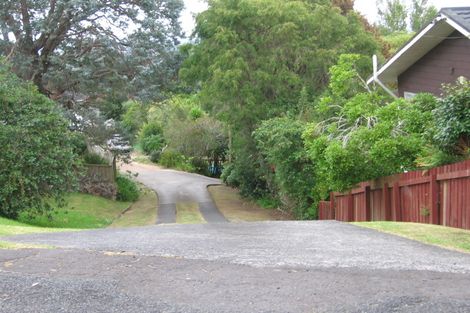 Photo of property in 356 Glenfield Road, Glenfield, Auckland, 0629