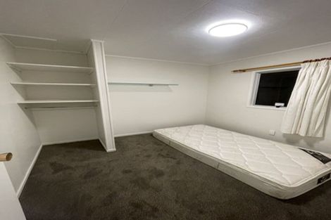 Photo of property in 17 Theban Place, Totara Vale, Auckland, 0629