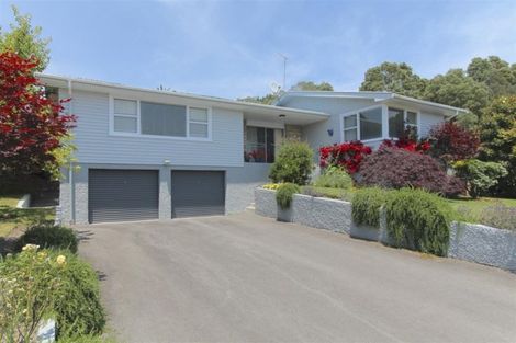 Photo of property in 10 Highfield Place, Lynmore, Rotorua, 3010