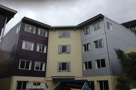 Photo of property in Basin Reserve Complex, 13/4 Sussex Street, Mount Cook, Wellington, 6021