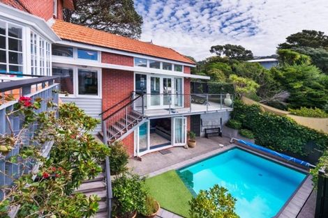 Photo of property in 102 Bolton Street, Kelburn, Wellington, 6012