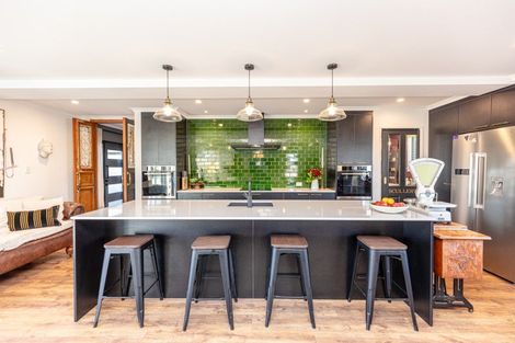 Photo of property in 11 D'arcy Road, Bastia Hill, Whanganui, 4500