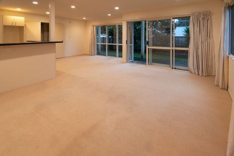 Photo of property in 2/114 Gowing Drive, Meadowbank, Auckland, 1072