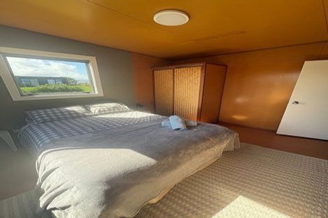 Photo of property in 22 Babbacombe Avenue, Otaki Beach, Otaki, 5512