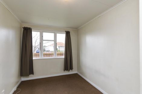 Photo of property in 6 Rochester Street, Awapuni, Palmerston North, 4412