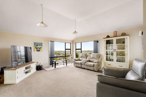 Photo of property in 89a Churchill Drive, Taradale, Napier, 4112