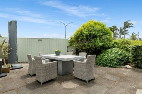 Photo of property in 100a Pacific View Road, Papamoa Beach, Papamoa, 3118