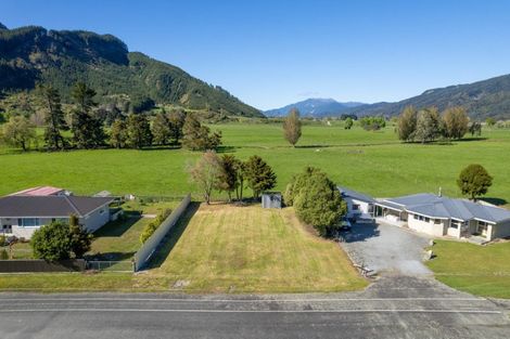 Photo of property in 136 Waller Street, Murchison, 7007