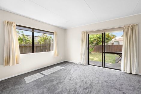 Photo of property in 2/1107 Saint Aubyn Street East, Parkvale, Hastings, 4122