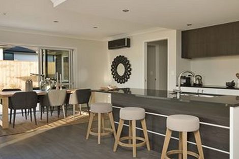 Photo of property in 18 Parkview Drive, Gulf Harbour, Whangaparaoa, 0930