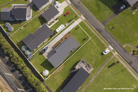 Photo of property in 8 Fred Harsant Drive, Cooks Beach, 3591